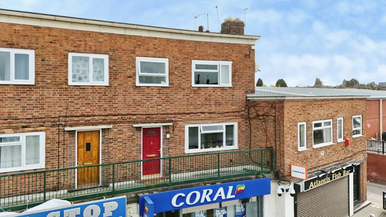 3 bed flat for sale — The Parade, Donnington, Telford TF2 8EQ