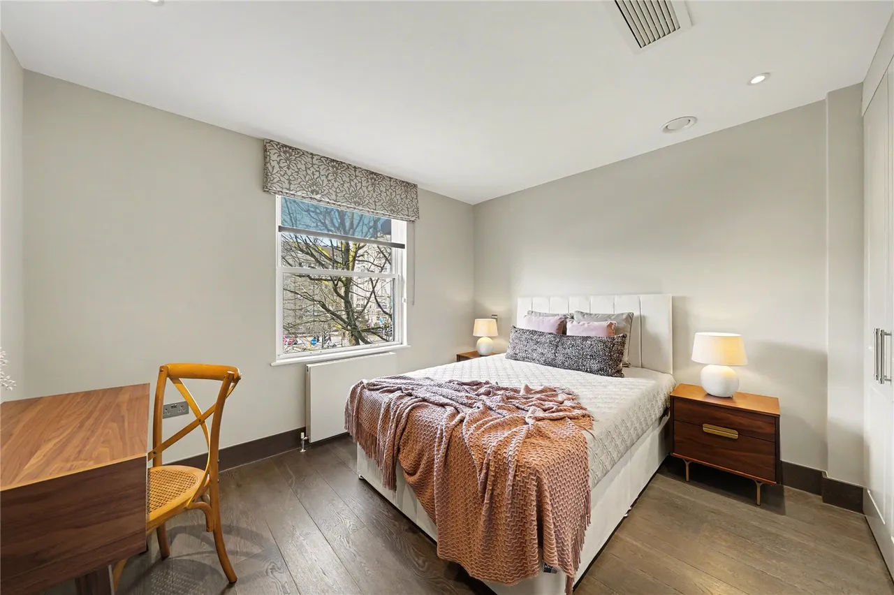 Court Close, St. Johns Wood Park, London, NW8 6NN, photo 9