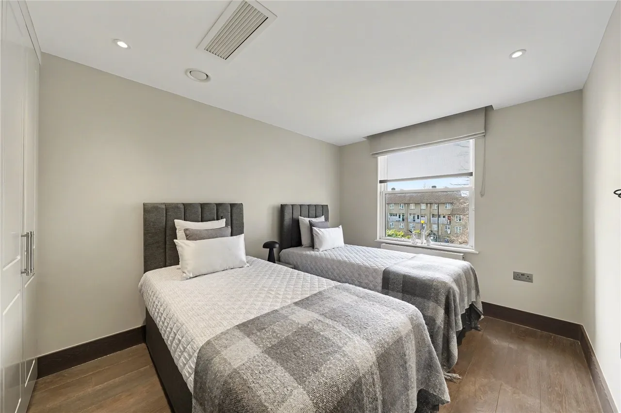 Court Close, St. Johns Wood Park, London, NW8 6NN, photo 7