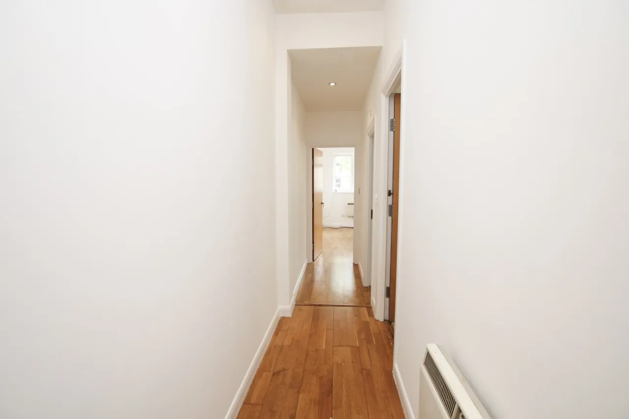 St. Albans Road, Watford, WD24, photo 9