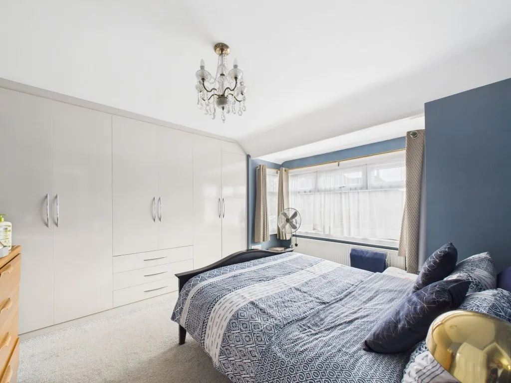 Tamarisk Avenue, Reading, RG2, photo 13