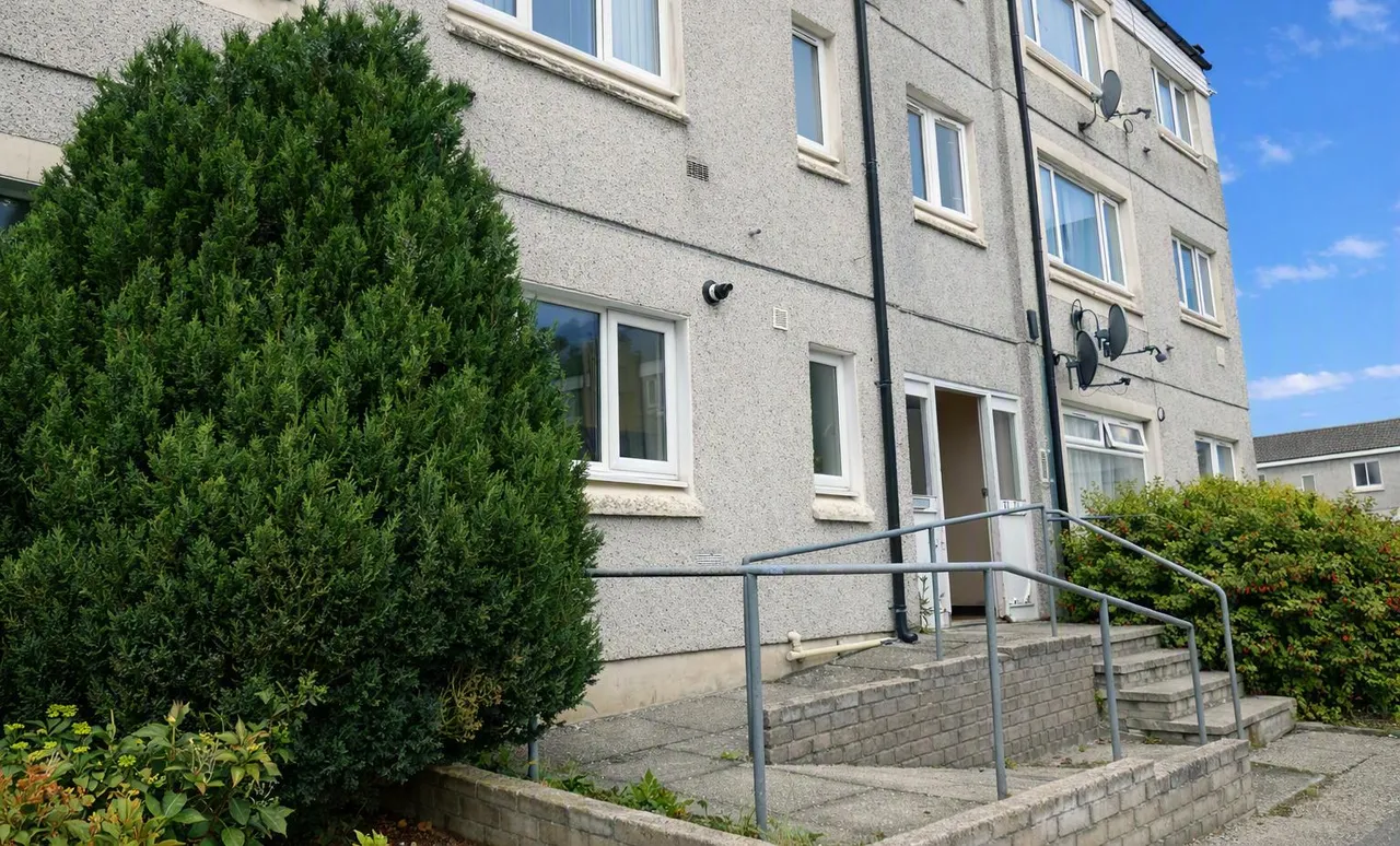 2 bed flat for sale, Rousay Place, Aberdeen, AB15