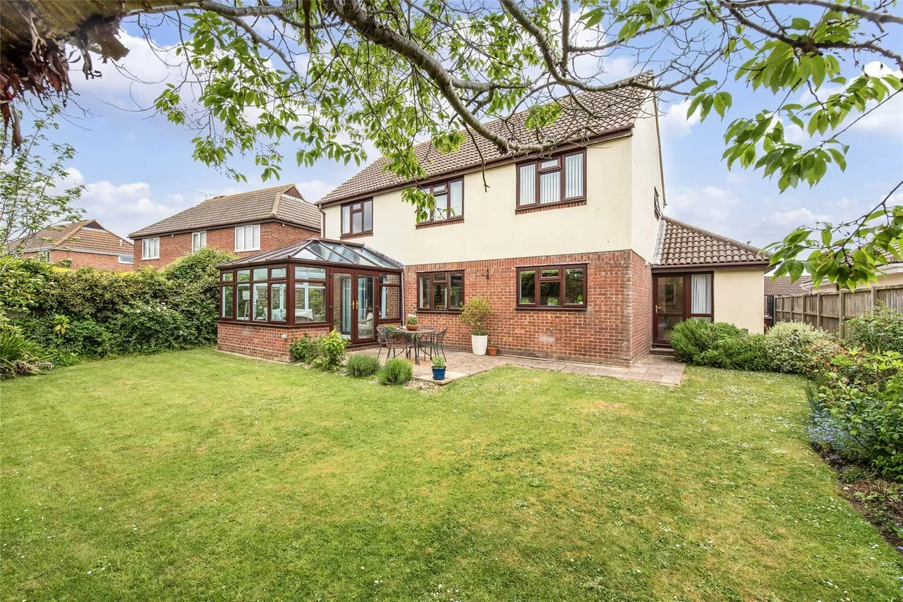 Blakemyle, Aldwick Felds, PO21, photo 12