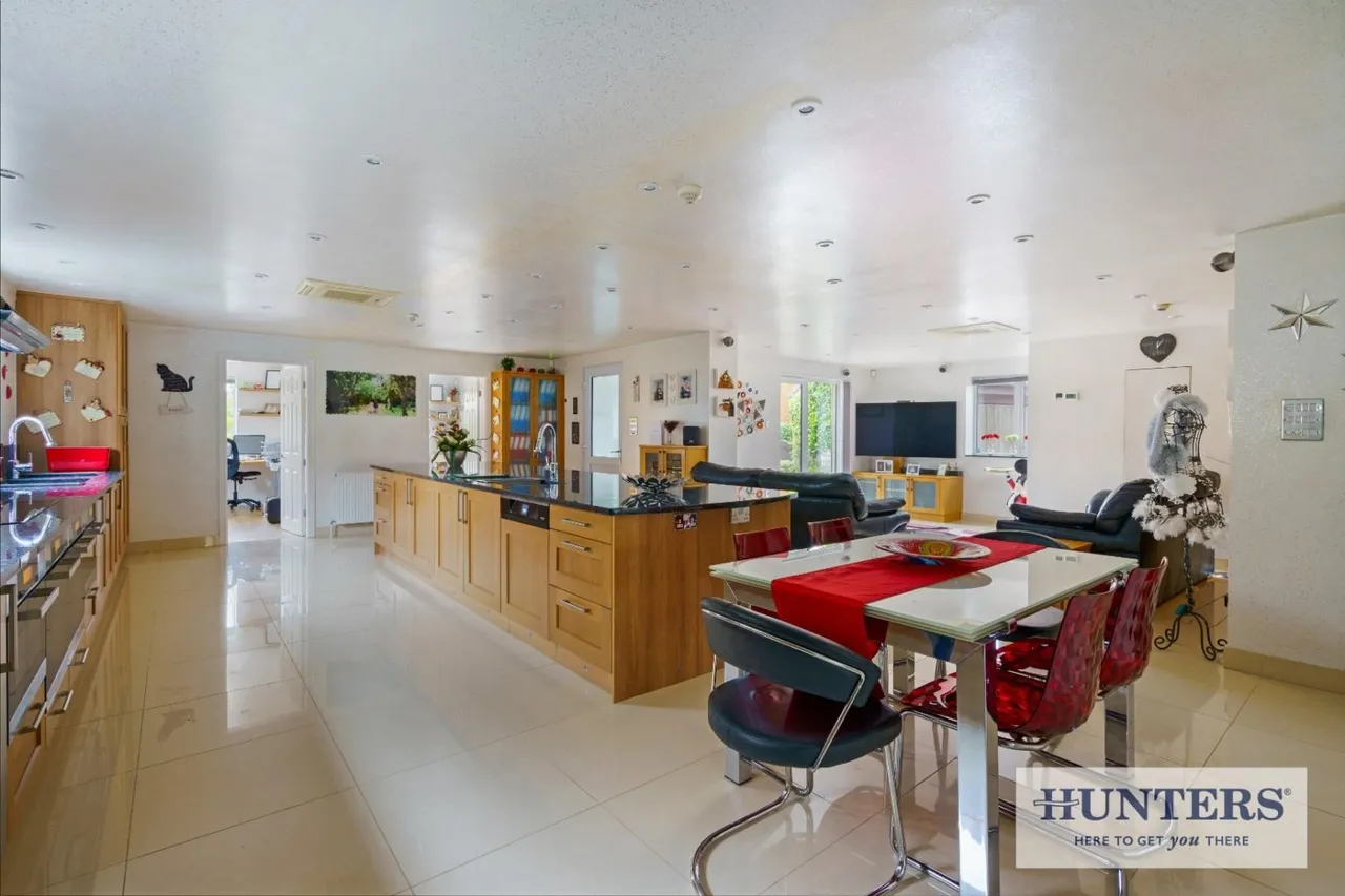 Hudson Way, Tadcaster, LS24, photo 3