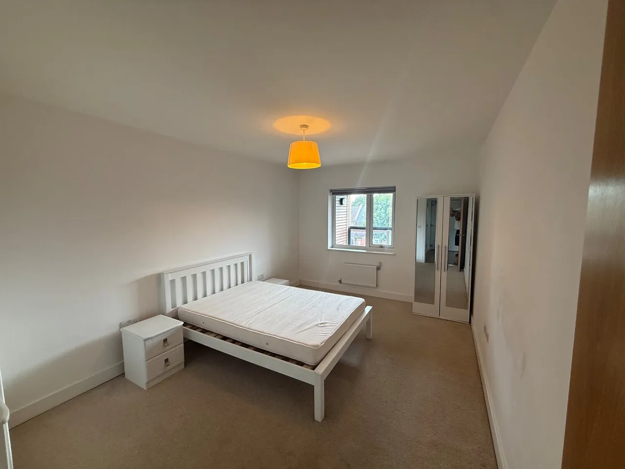Bowes Road, London, N11, photo 7