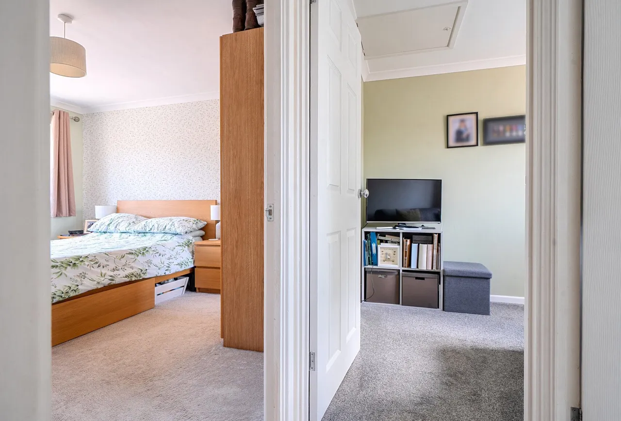 Whitley Close, Gloucestershire, Yate, BS37 5XX, photo 13