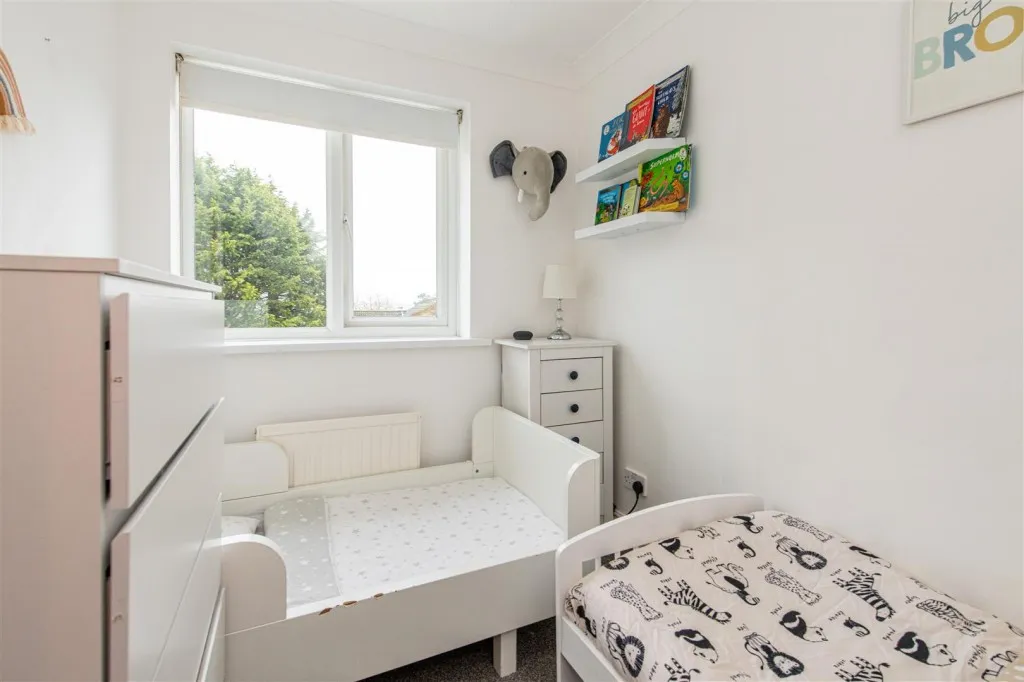 Plough Close, Rothwell, photo 11