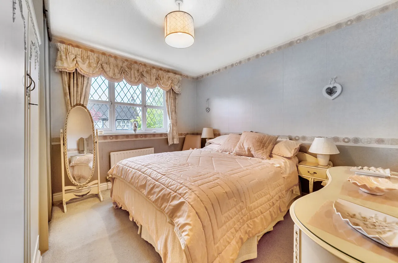Strawberry Fields, Bisley, Woking, Surrey, GU24 9SP, photo 6