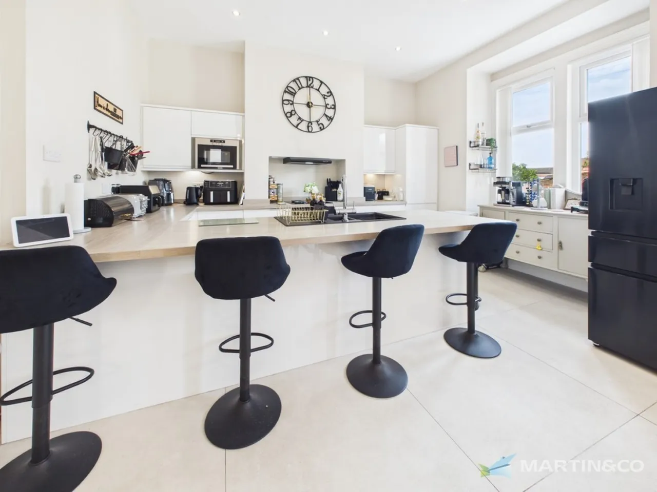 St. Leonards Road West, FY8, photo 2