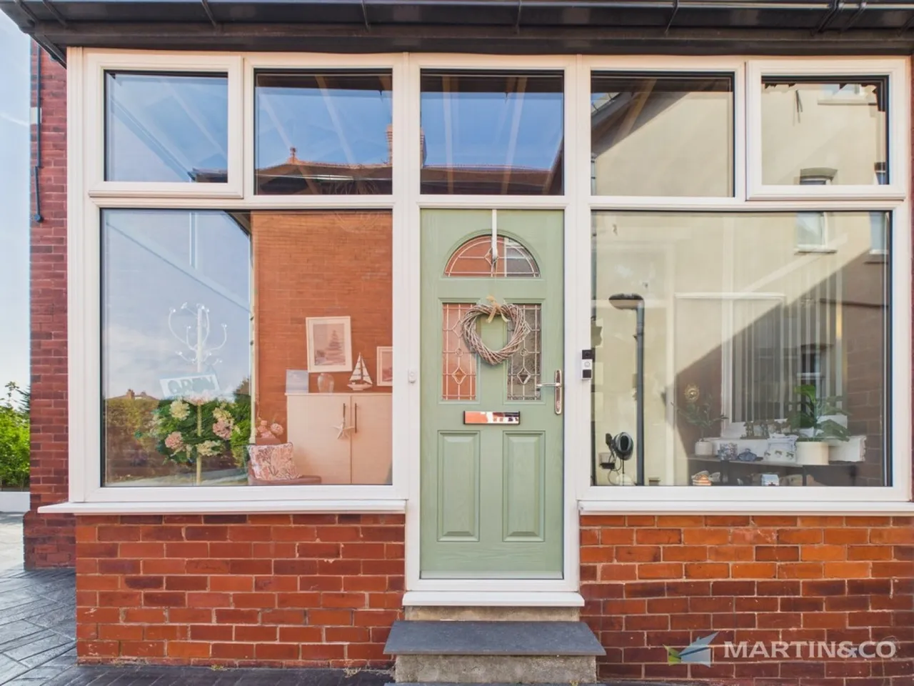 St. Leonards Road West, FY8, photo 3