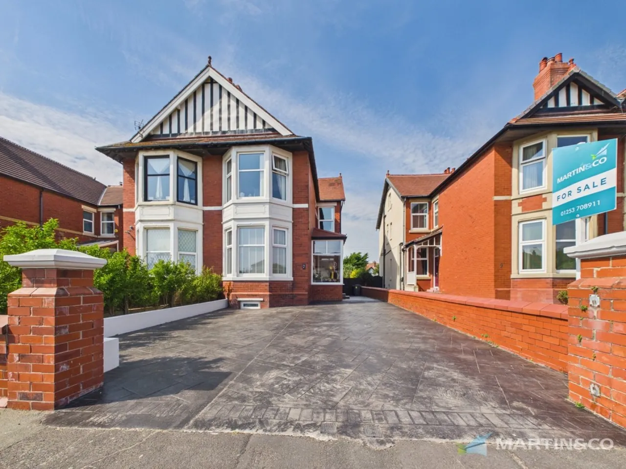 6 bed house for sale — St. Leonards Road West, FY8