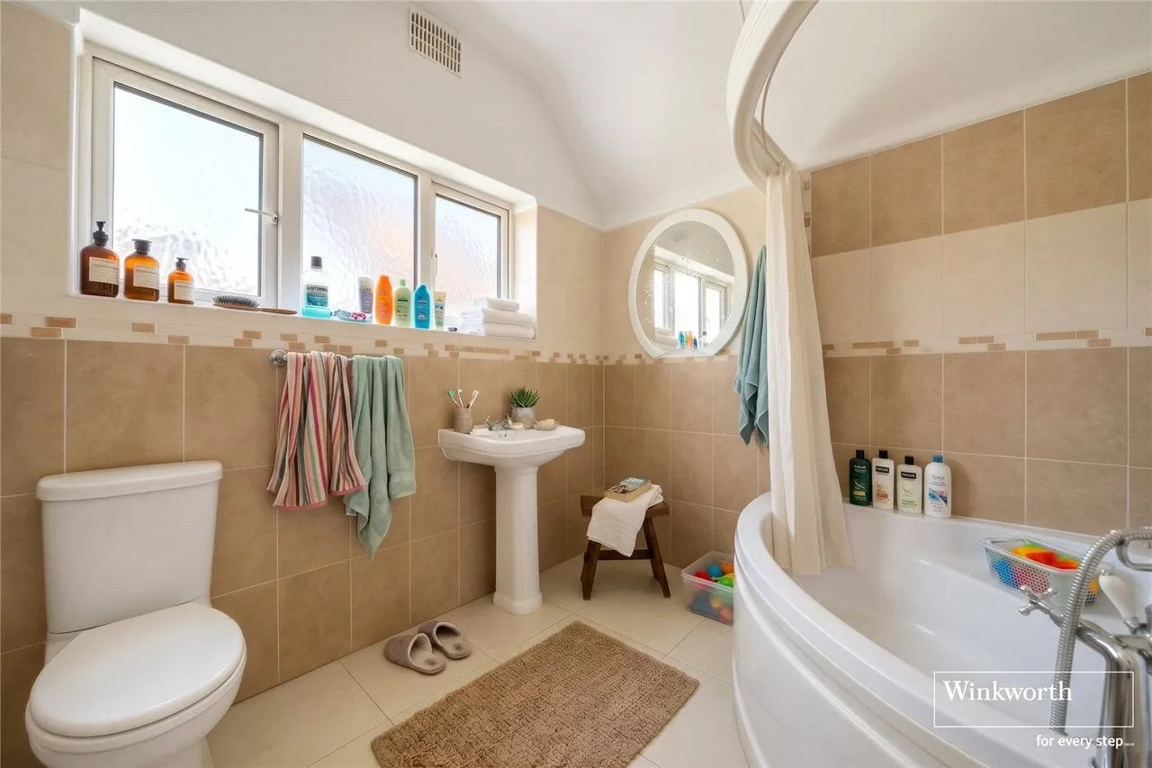 Forty Avenue, Wembley, HA9, photo 9
