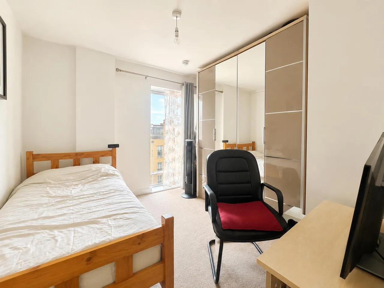 Lanadron Close, Isleworth, TW7, photo 9