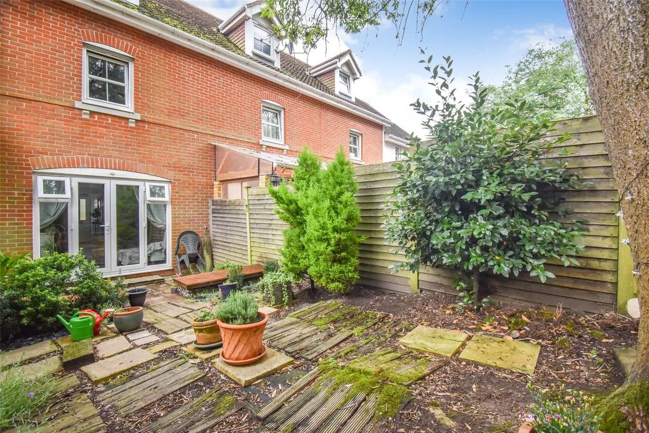 Campbell Fields, Aldershot, Hampshire, GU11 3TZ, photo 17