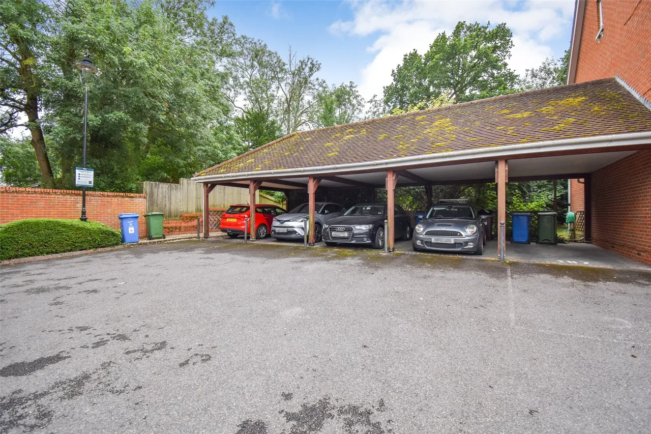 Campbell Fields, Aldershot, Hampshire, GU11 3TZ, photo 4