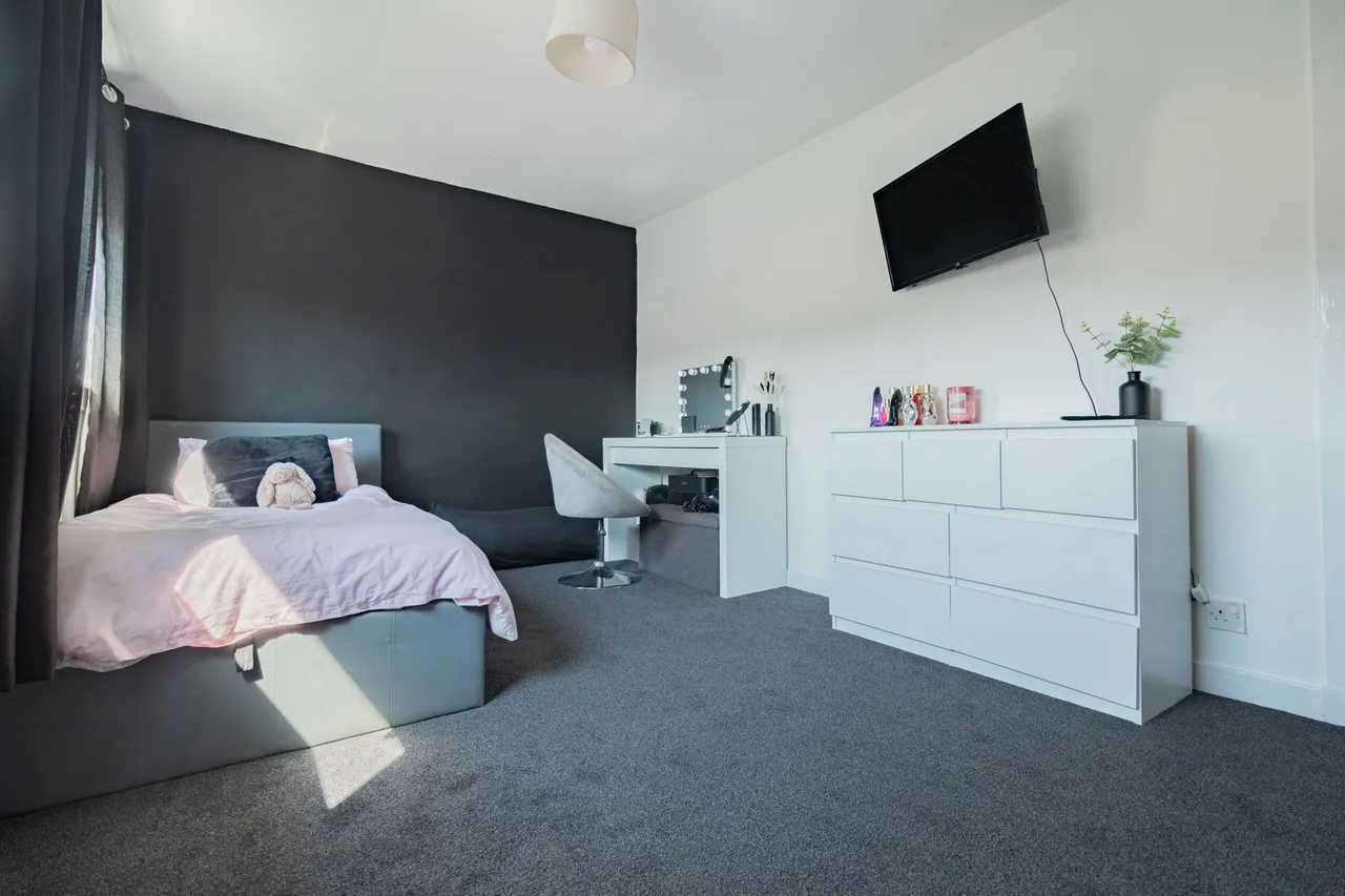 Calderwood Drive, Blantyre, Glasgow, photo 13