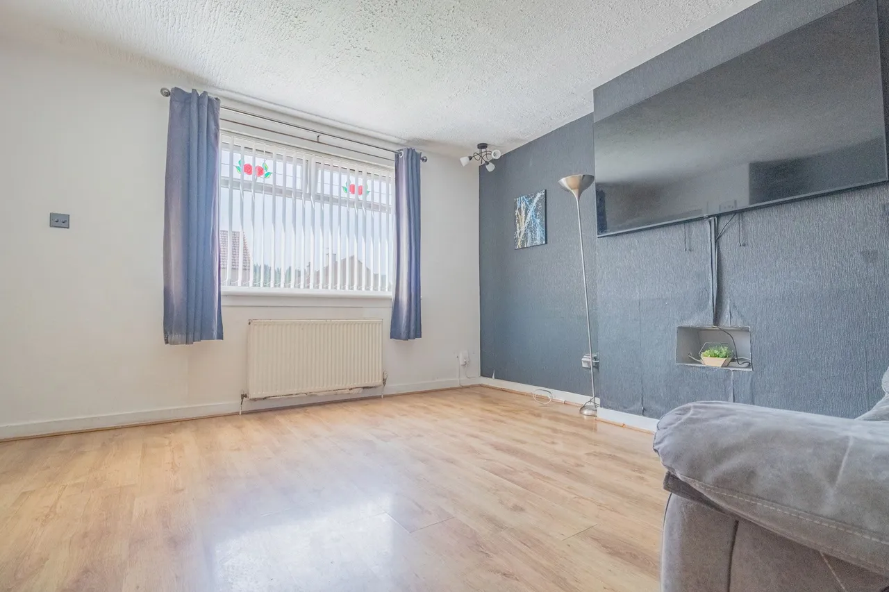 Calderwood Drive, Blantyre, Glasgow, photo 2