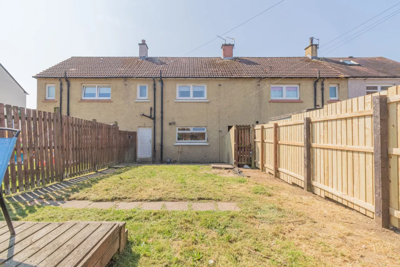 2 bed house for sale — Calderwood Drive, Blantyre, Glasgow