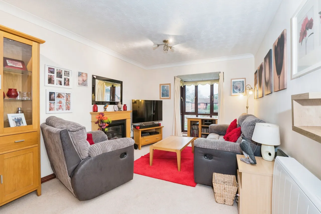 Lower Common Road, West Wellow, SO51, photo 4