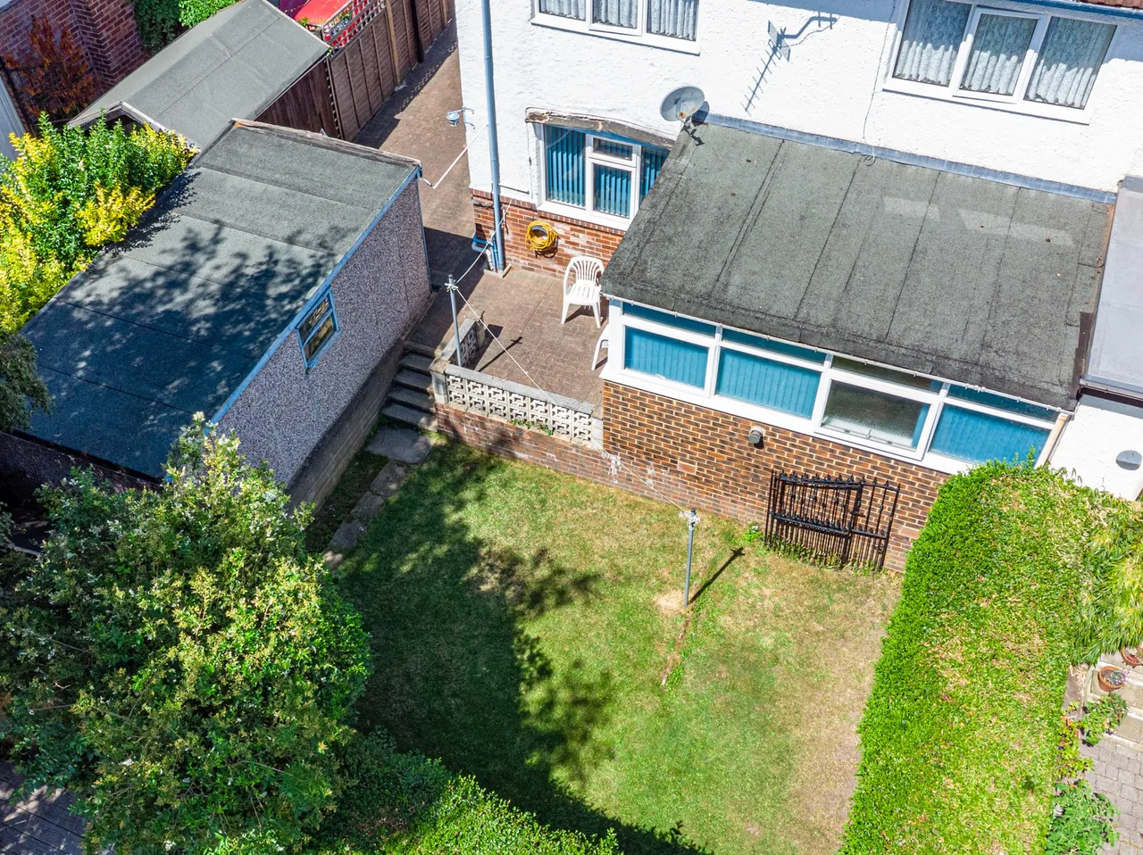 Winnipeg Place, Chapel Allerton, LS7, photo 2