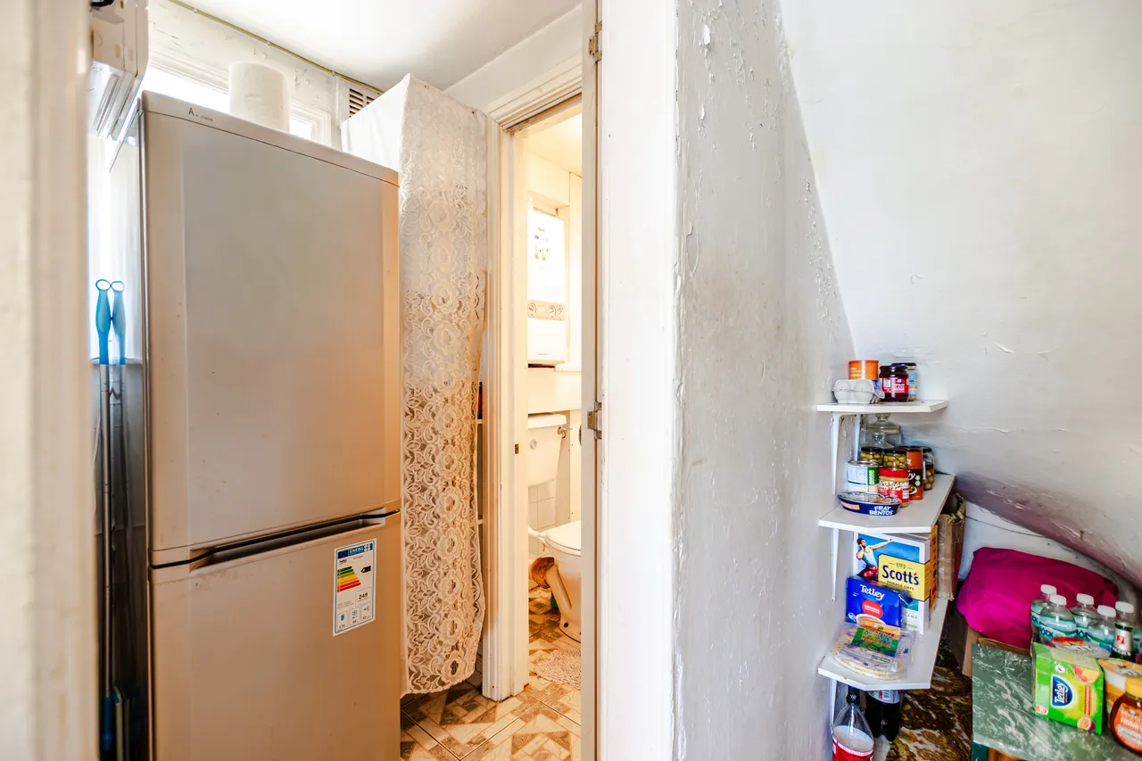 Winnipeg Place, Chapel Allerton, LS7, photo 9