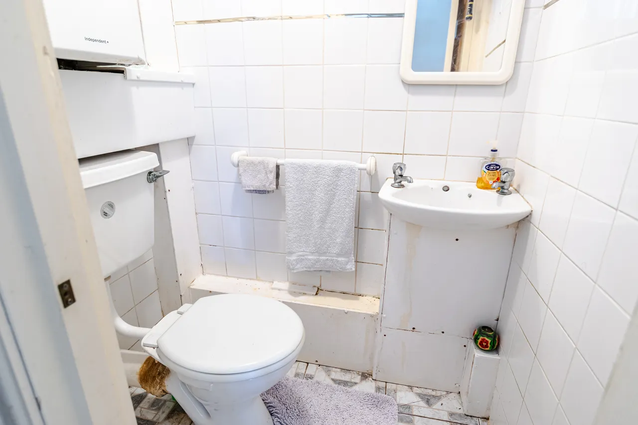 Winnipeg Place, Chapel Allerton, LS7, photo 10