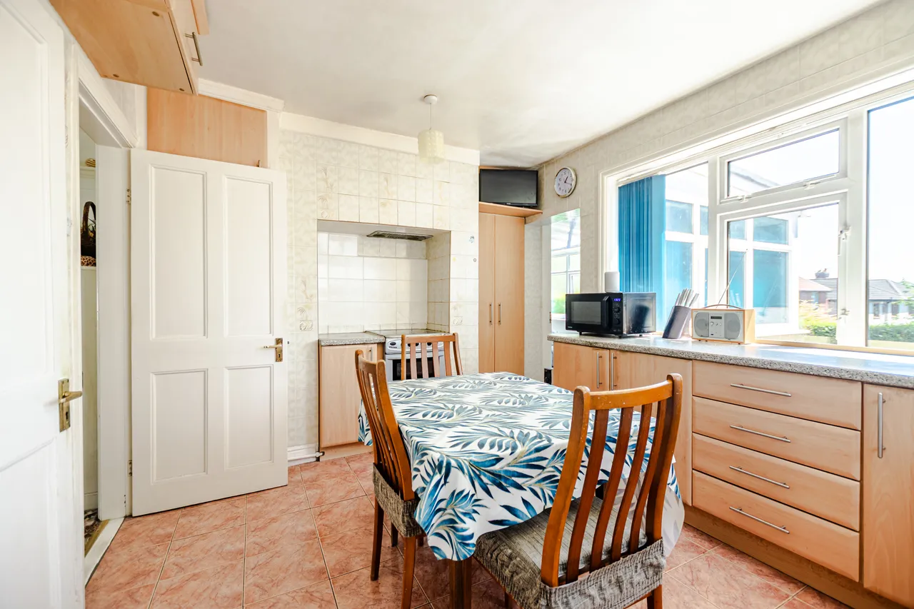 Winnipeg Place, Chapel Allerton, LS7, photo 4