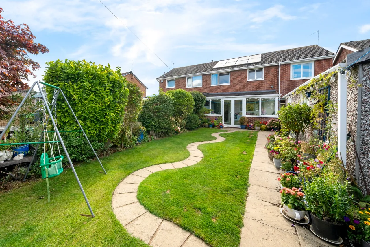 Low Garth Road, Sherburn in Elmet, LS25, photo 14