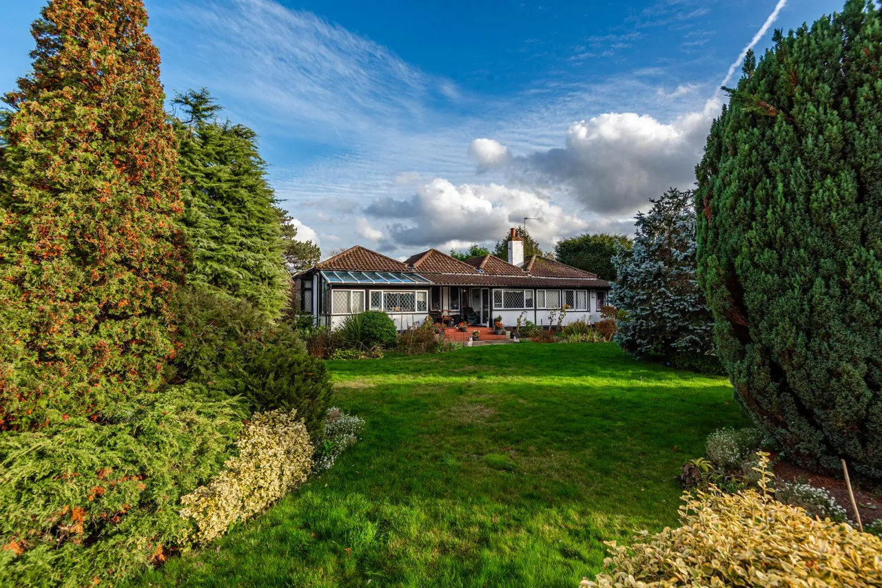Riverside Avenue, Broxbourne, photo 10