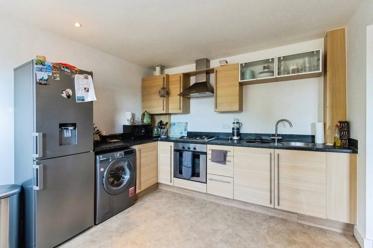 Woodlands Village, WAKEFIELD, West Yorkshire, WF1, photo 3