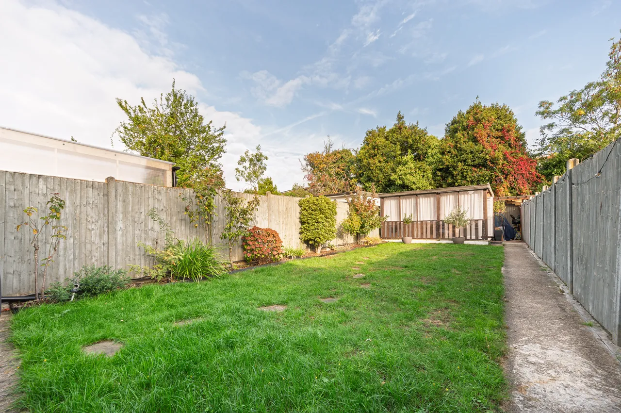 London, NW4, photo 6