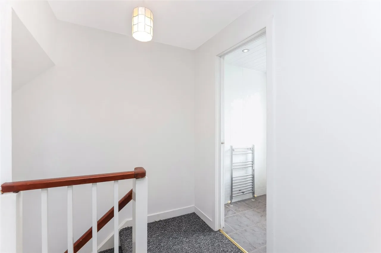 Tasman Drive, Westwood, G75, photo 12