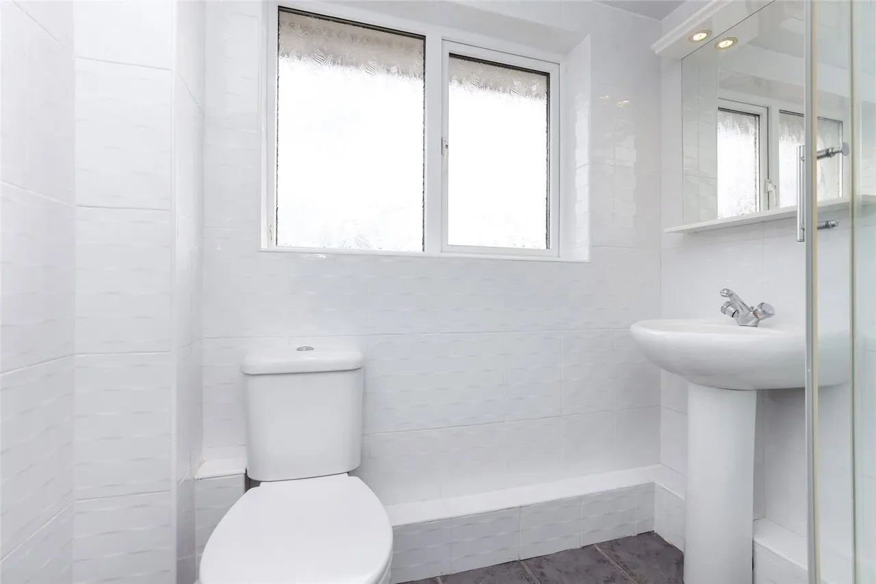 Tasman Drive, Westwood, G75, photo 11