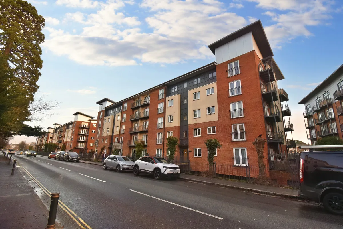 1 bed flat for sale, New North Road, Exeter, EX4