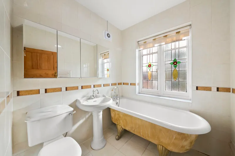 Barrow Point Avenue, Pinner, photo 7