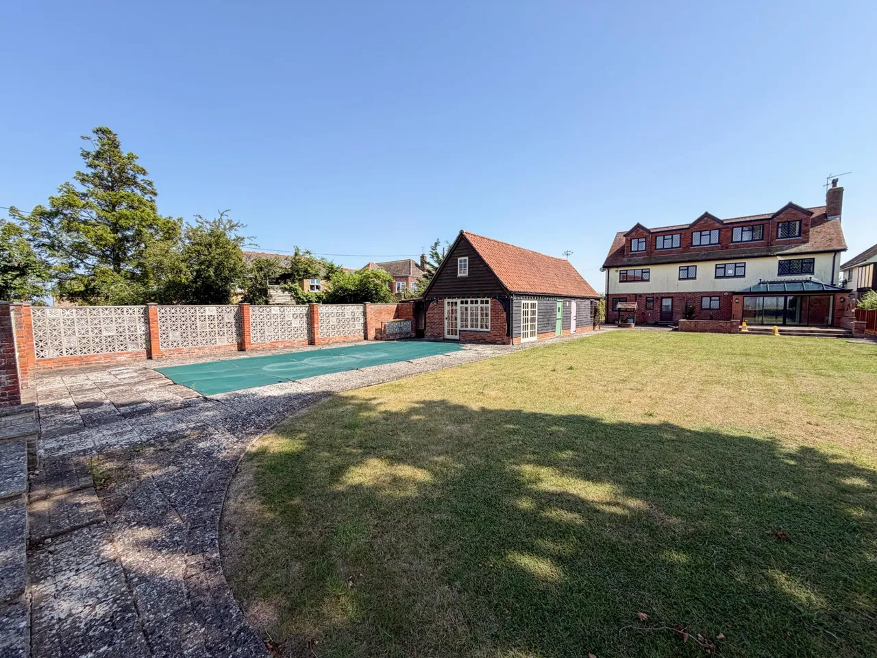 Kirby Road, Walton On The Naze, photo 32