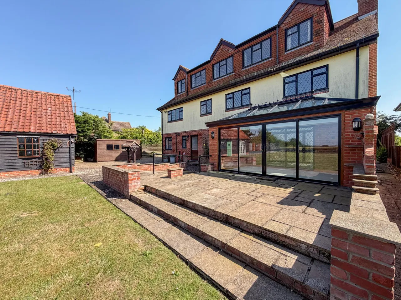 Kirby Road, Walton On The Naze, photo 38