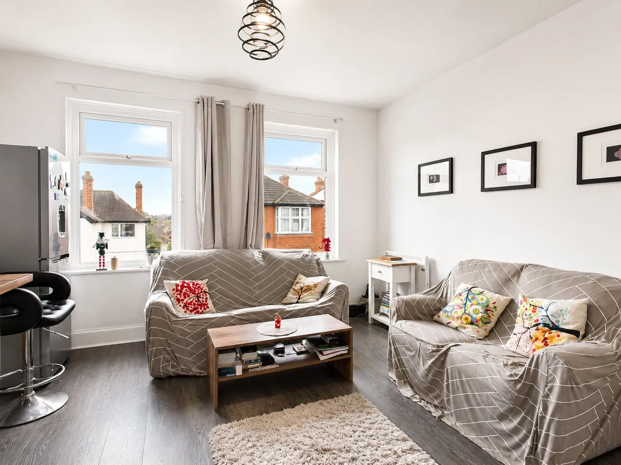 Manor Road, Guildford, GU2, photo 2