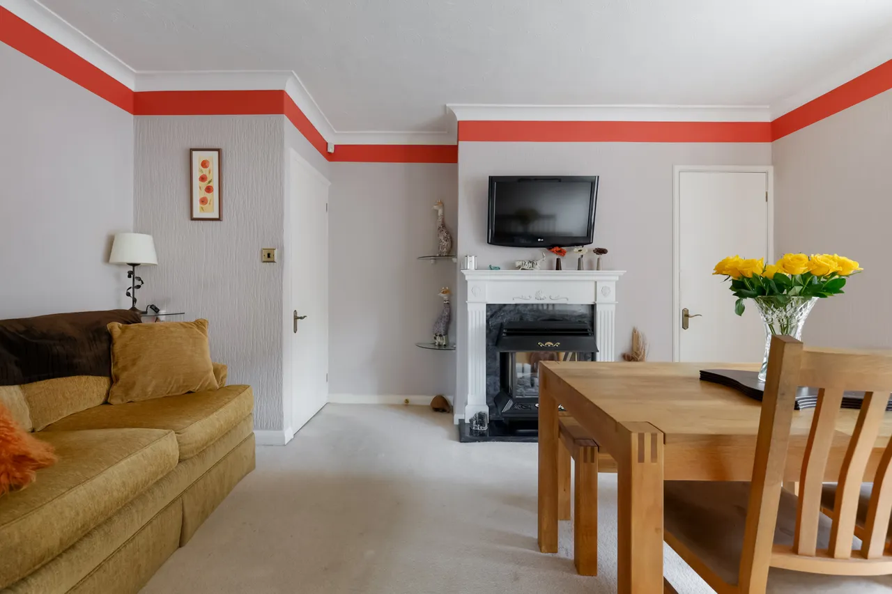 Balcombe Gardens, Horley, RH6, photo 10