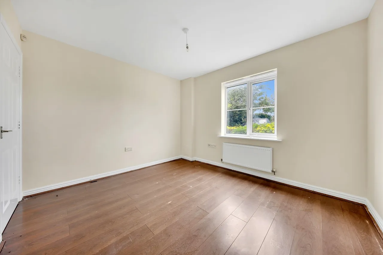19 Blackthorn Road, Ilford, Essex, IG1 2NS, photo 10