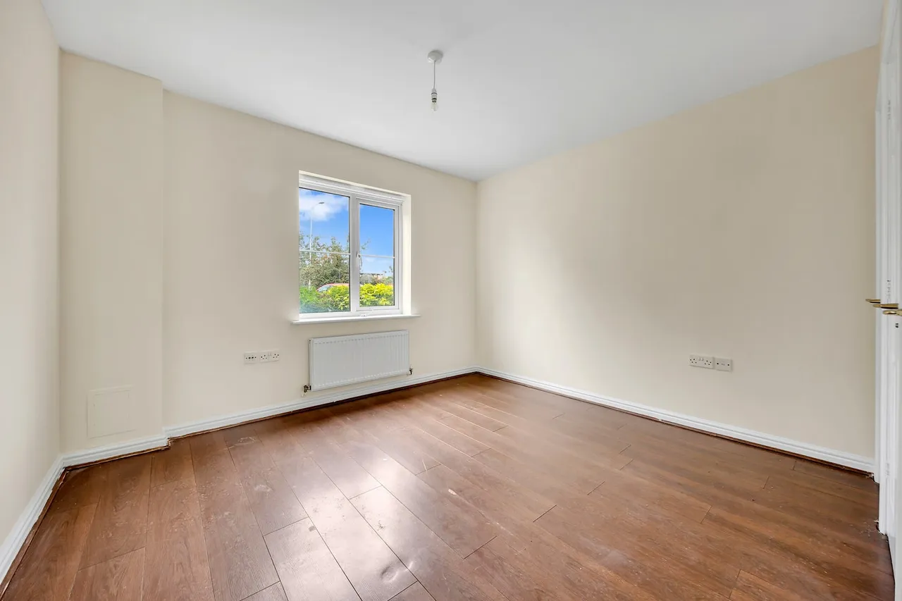 19 Blackthorn Road, Ilford, Essex, IG1 2NS, photo 8