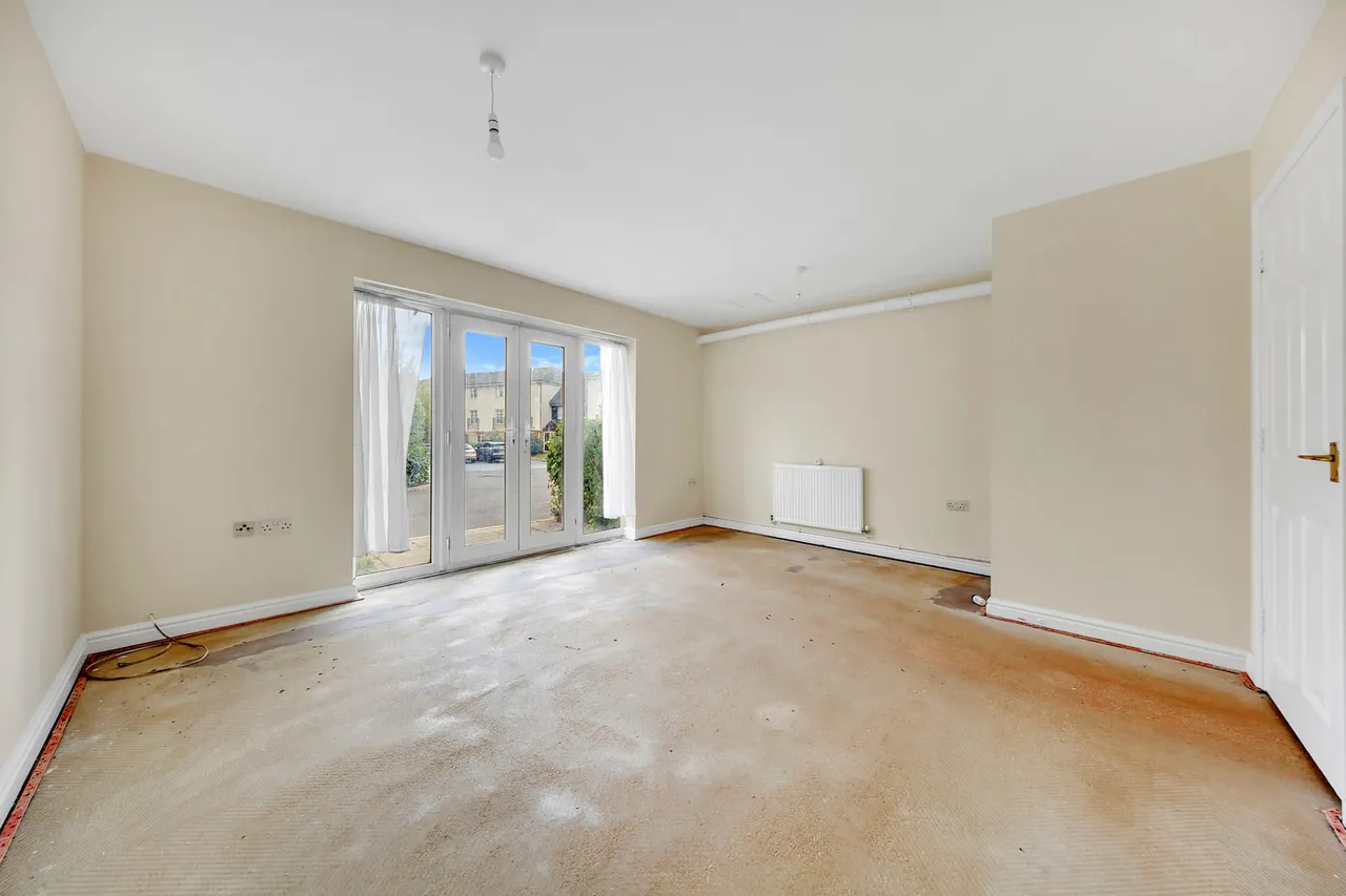 19 Blackthorn Road, Ilford, Essex, IG1 2NS, photo 4