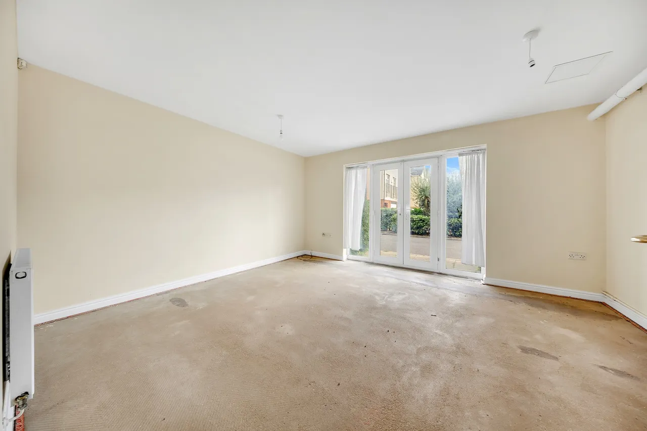 19 Blackthorn Road, Ilford, Essex, IG1 2NS, photo 3
