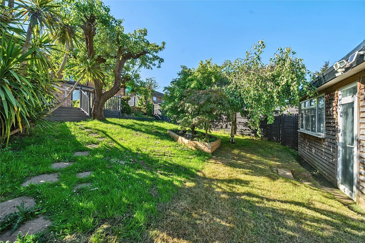 Slades Drive, Chislehurst, BR7, photo 21