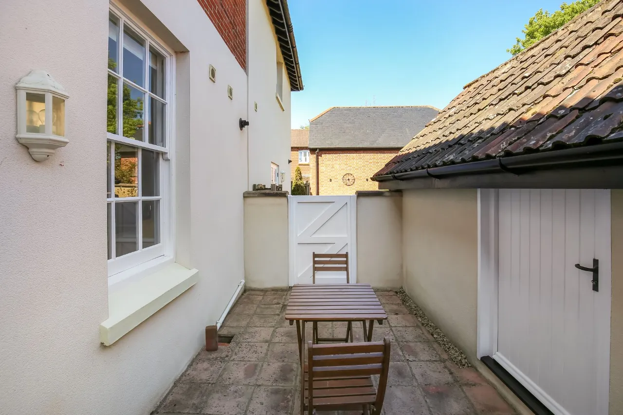 Red House Mews, Durrington, Salisbury, Wiltshire, SP4 8BF, photo 10