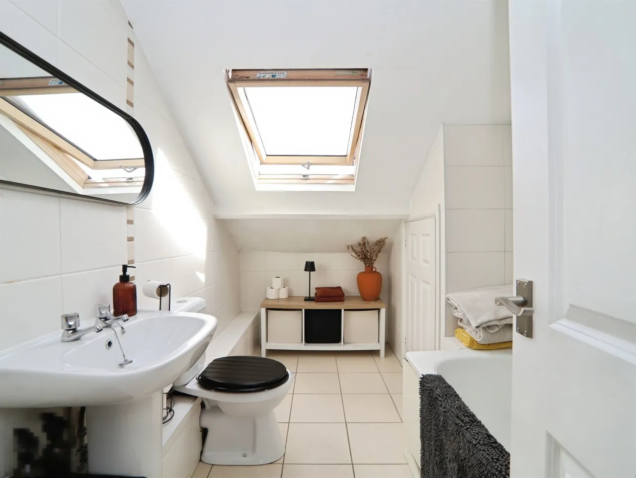 Old Church Road, Cardiff, CF14, photo 11