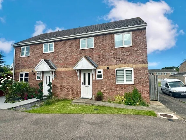 3 bed house to rent — Kempston, MK42