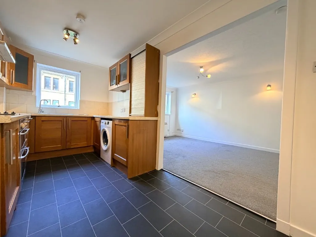 Neilston Road, Paisley, PA2, photo 4