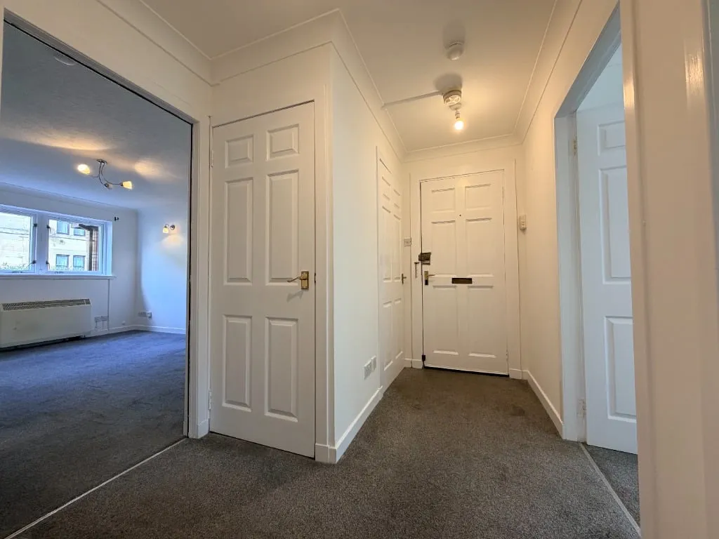 Neilston Road, Paisley, PA2, photo 13