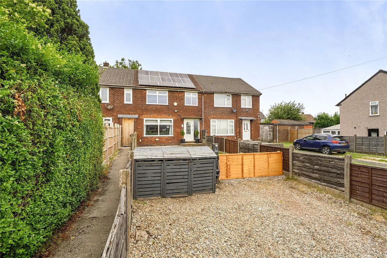 Edensor Avenue, Buxton, Derbyshire, SK17, photo 24